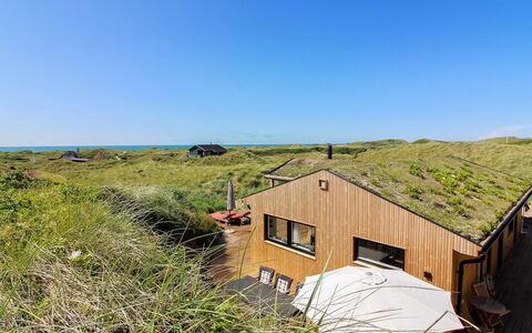 Hoat - 300M from the Sea: Tetto, Capannone, Villetta, Edifici Giardino, Raccordo, Latifoglie