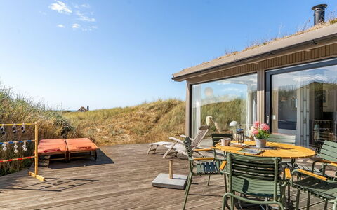 Hoat - 300M from the Sea: Legna, Mobilia, Sedia, Eco Hotel, Latifoglie, Deck, Shade, Portico, Balcone, Ricorrere