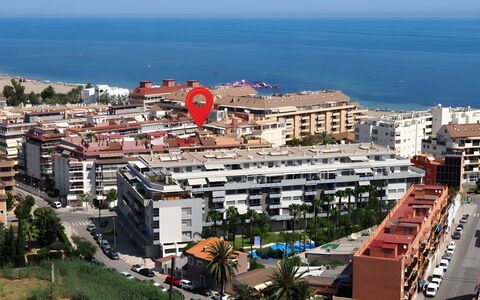 Dénia 189: Zona Residenziale, Appartamento, Condominio, Insediamento Umano, Balcone, Ricorrere, Hotel, Shade, Piscina