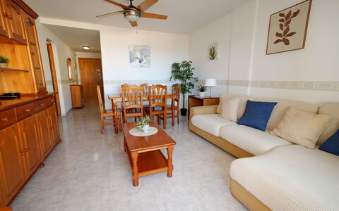Dénia 189: Pavimentazione, Pavimento, Legna, Mobilia, Interior Design, Soffitto, Appartamento, Camera, Pavimento In Legno, Soggiorno
