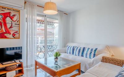 Dianium 189.3: Mobilia, Interior Design, Pavimentazione, Legna, Pavimento, Appartamento, Camera, Casa, Divano, Soggiorno
