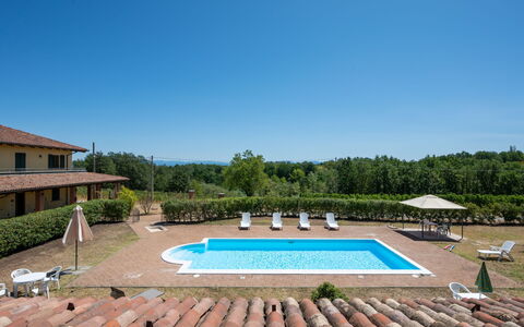 Lydia: Acqua, Cielo, Nube, Azzurro, Costruzione, Albero, Montagna, Costiera E Morfologie Oceanic, Finestra, Lago