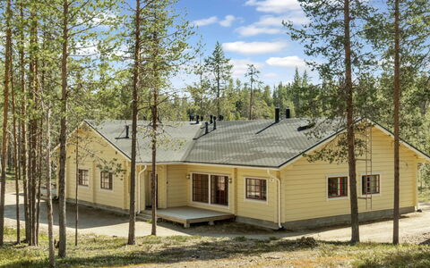 Hampus Holiday Home: Villetta, Casa, Casa, Edifici Giardino, Raccordo, Log Cabin, Agriturismo, Estate, Capannone, Cortile