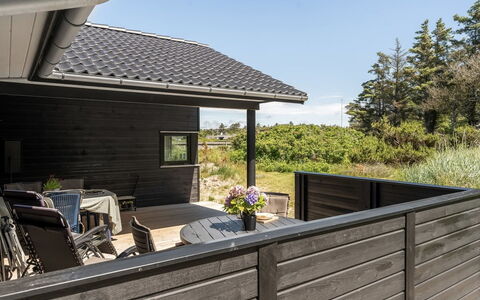 Annvy - 400M from the Sea: Legna, Raccordo, Casa, Tetto, Materiale Composito, Villetta, Portico, Deck, Plank, Latifoglie