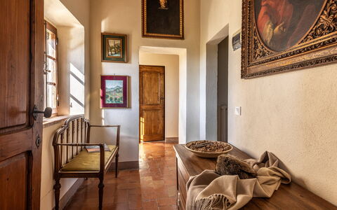 Monticchiello Apartment With Garden, Wifi, Pienza,: Cornice, Mobilia, Proprietà, Tavolo, Costruzione, Legna, Interior Design, Architettura, Pavimento, Sedia