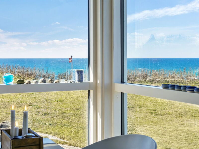 Normand - 50M from the Sea
