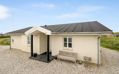 Elfi - 700M from the Sea