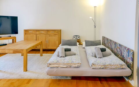 Orya: Mobilia, Proprietà, Tavolo, Costruzione, Comfort, Legna, Interior Design, Casa, Pavimento, Pavimentazione