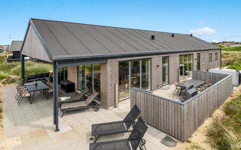Waldar - from the Sea: Tetto, Casa, Casa, Villetta, Porta, Raccordo, Deck, Portico, Plank, Latifoglie