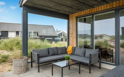 Waldar - from the Sea: Tetto, Casa, Casa, Villetta, Porta, Raccordo, Deck, Portico, Plank, Latifoglie