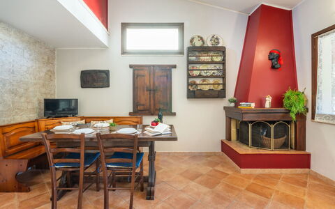 Villasimius 683: Tavolo, Cornice, Proprietà, Mobilia, Pianta, Legna, Pianta Della Casa, Interior Design, Sedia, Architettura