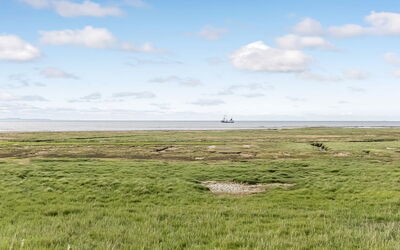 Rohan - 2.2Km from the Sea