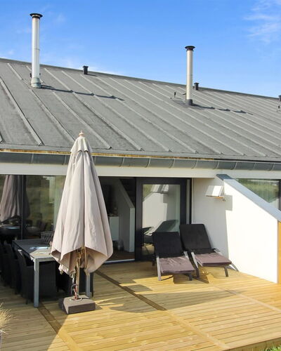 Virpi - 1Km from the Sea
