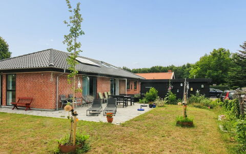 Helmi - 1Km from the Sea