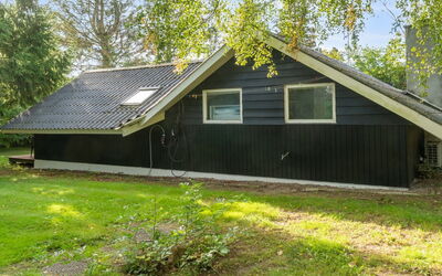 Ninni - 3.2Km from the Sea