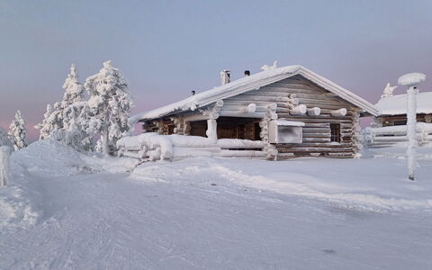 Kanerva 1C: Neve, Inverno, Villetta, Tetto, Congelamento, Fenomeno Geologico, Brina, Pendenza, Ghiaccio