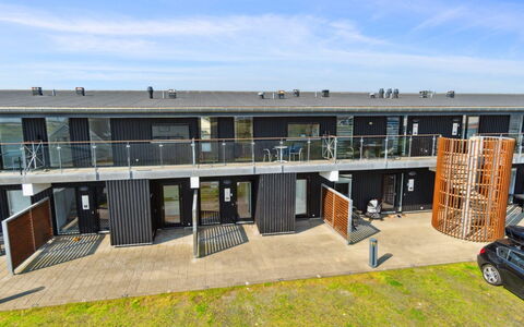 Kimi - 100M from the Sea: Costruzione, Casa, Finestra, Casa, Tetto, Zona Residenziale, Arbusto, Villetta, Lotto