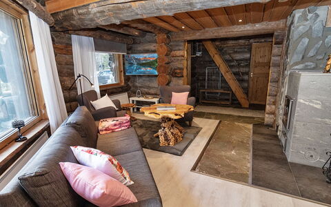 Agenttimajat 2: Legna, Soffitto, Interior Design, Pavimentazione, Pavimento, Mobilia, Villetta, Soggiorno, Pavimento In Legno, Camera