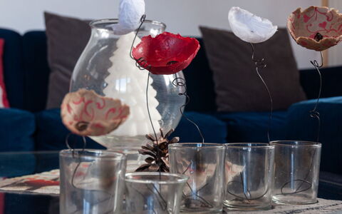 Veysonnaz 655: Bicchieri, Stemware, Tavolo, Tavola, Tessile, Interior Design, Acqua, Rosa, Flûte