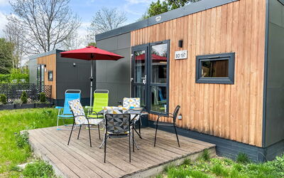 Wemding 200: Acqua, Pianta, Azzurro, Albero, Cielo, Piscina, Arecales, Shade, Tempo Libero, Immobiliare