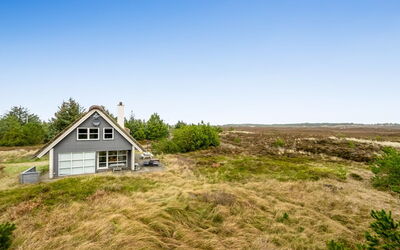 Andrine - 700M from the Sea