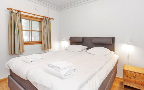 Kulta-Käkönen 10 by Bomba: Letto, Mobilia, Camera Da Letto, Interior Design, Bedding, Lenzuolo, Pavimentazione, Legna, Pavimento, Camera