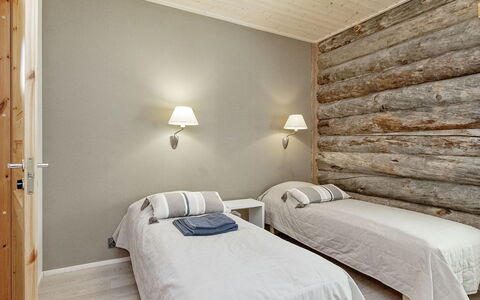 Nilikuru C 6: Legna, Interior Design, Soffitto, Pavimentazione, Pavimento, Mobilia, Camera Da Letto, Letto, Camera, Illuminazione