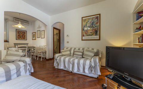 A Un Minuto Dal Mare - Bogliasco, Liguria: Cornice, Mobilia, Proprietà, Costruzione, Comfort, Legna, Interior Design, Illuminazione, Finestra, Pavimentazione