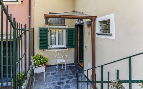 A Un Minuto Dal Mare - Bogliasco, Liguria: Costruzione, Pianta, Proprietà, Finestra, Legna, Quartiere, Casa, Porta, Portico, Facciata