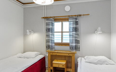 Kulta-Käkönen 3 by Bomba: Letto, Mobilia, Camera Da Letto, Interior Design, Bedding, Lenzuolo, Pavimentazione, Legna, Pavimento, Camera