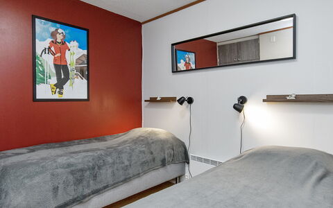 Saariseläntie 8 e 2 Äijälä: Legna, Neve, Inverno, Villetta, Congelamento, Casa, Log Cabin, Larice, Raccordo