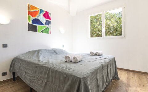 Villa Romana: Mobilia, Interior Design, Pavimento, Pavimentazione, Letto, Camera Da Letto, Legna, Pavimento In Legno, Soffitto, Camera