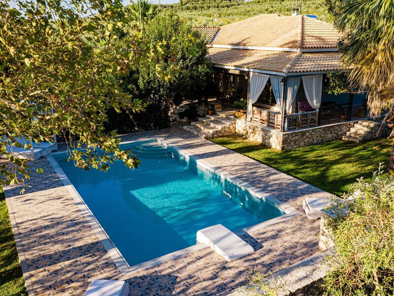 Eleonas Private Pool