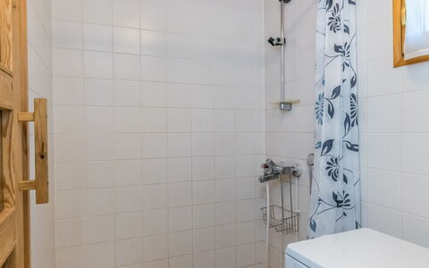 Siulapalkinen B 10: Bagno, Idraulico Fixture, Pavimentazione, Interior Design, Pavimento, Lavandino Del Bagno, Rubinetto, Idraulico, Camera, Lavello