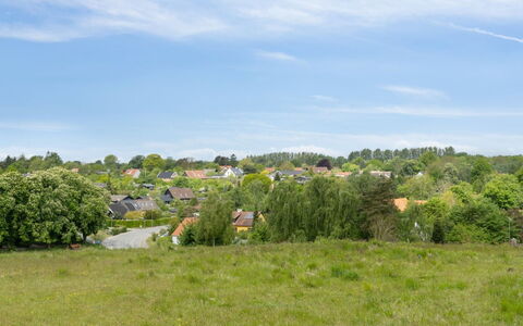 Rami - 2Km from the Sea: Legna, Tetto, Architettura, Casa, Casa, Villetta, Raccordo, Latifoglie, Pendenza, Estate