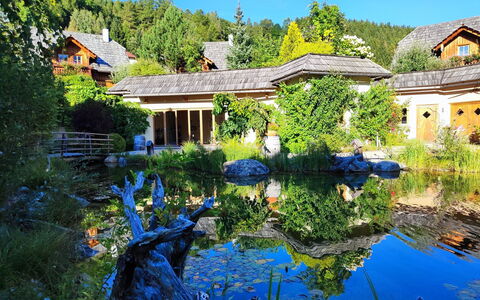Sankt Michael im Lungau 800: Pianta, Acqua, Proprietà, Blu, Cielo, Azzurro, Verde, Paesaggio Naturale, Costruzione, Botanica