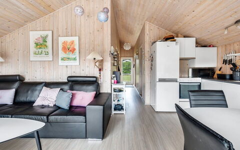 Birger - 500M from the Sea: Legna, Casa, Soffitto, Soggiorno, Villetta, Pavimento In Legno, Log Cabin, Latifoglie, Loft