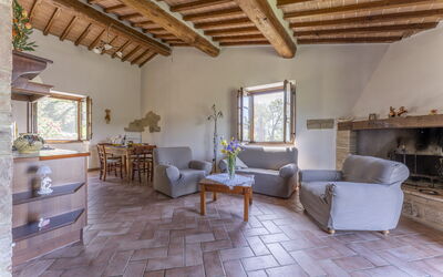 Apartment Parata: Mobilia, Costruzione, Legna, Interior Design, Pavimentazione, Pavimento, Soggiorno, Fascio, Latifoglie, Immobiliare