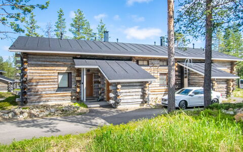 Nilikuru e 12: Legna, Villetta, Raccordo, Log Cabin, Legname, Larice, Illuminazione Diurna, Edifici Giardino, Pine Famiglia