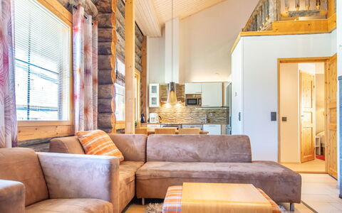 Nilikuru e 12: Interior Design, Mobilia, Legna, Pavimentazione, Soffitto, Pavimento, Divano, Soggiorno, Camera, Illuminazione