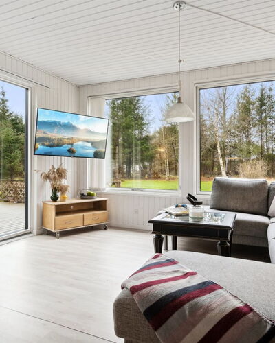 Suvi - 700M from the Sea