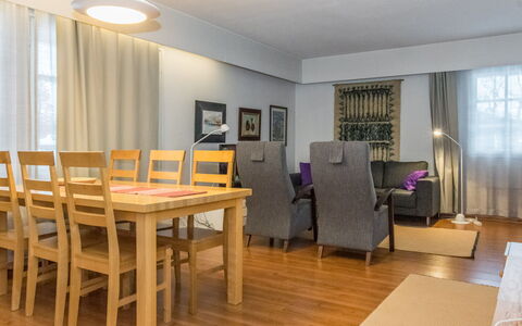 Saariseläntie 8 B 7: Legna, Villetta, Log Cabin, Foresta, Capannone, Edifici Giardino, Larice, Woodland, Color Legno