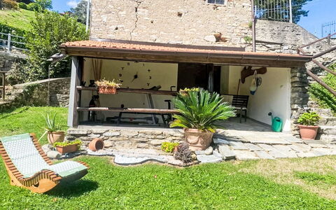 Il Poggio del Castagno: Erba, Pascolo, Paesaggio, Ecoregione, Plain, Comunita 'Impianto, Lotto, Mobili Da Esterno, Prateria, Shrubland