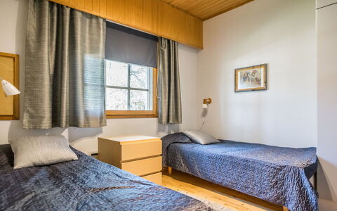 Soidinaukia a 11: Legna, Interior Design, Pavimento, Pavimentazione, Soffitto, Mobilia, Letto, Camera Da Letto, Appartamento, Camera