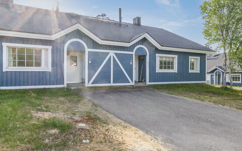 Teerenpesue G 60: Blu, Casa, Tetto, Villetta, Porta, Raccordo, Estate, Driveway, Cortile