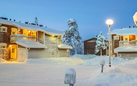 Outapailakka J 5: Legna, Raccordo, Villetta, Casa, Casa, Plank, Edifici Giardino, Log Cabin, Latifoglie, Portico