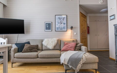 Outapailakka J 5: Legna, Raccordo, Villetta, Casa, Casa, Plank, Edifici Giardino, Log Cabin, Latifoglie, Portico