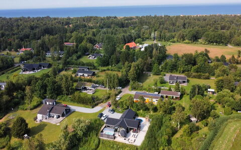 Grep - 800M from the Sea: Zona Residenziale, Visione Globale, Paesaggio, Fotografia Aerea, Sobborgo, Casa, Lotto, Insediamento Umano, Urban Design, Estate