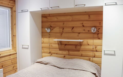 Lampitaival 6B: Mobilia, Interior Design, Pavimentazione, Pavimento, Tavolo, Soffitto, Cucina & Sala Da Pranzo Tavolo, Illuminazione, Sedia, Casa