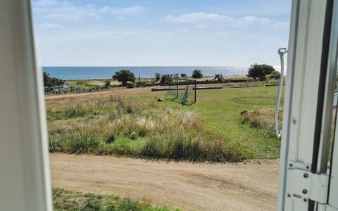 Elvira - 300M from the Sea: Legna, Tetto, Architettura, Casa, Casa, Villetta, Raccordo, Latifoglie, Pendenza, Estate